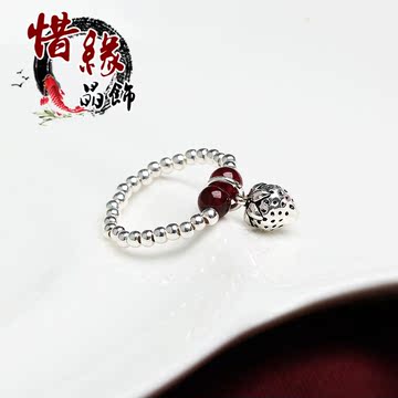 日韩个性 天然石榴石泰银戒指 指链 链戒 草莓葫芦铃铛泰银戒指