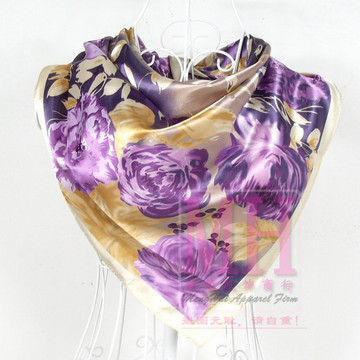 秋冬季女士百搭方形丝绸大方巾 女 丝巾 围巾 装饰丝巾 紫色花卉