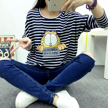 2015秋装新款韩版加菲猫条纹长袖T恤女宽松大码圆领蝙蝠袖打底衫