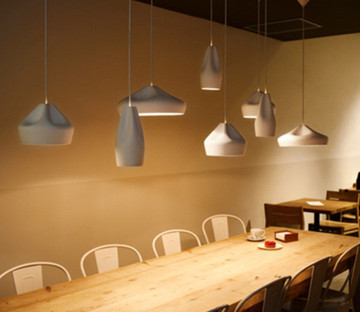 北欧宜家简约创意个性LED吊灯餐厅吧台酒吧面包店三头单头皱褶灯