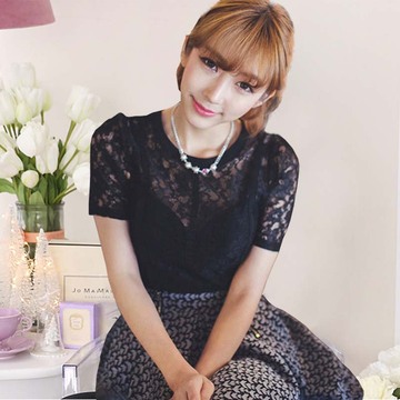 蕾丝短袖上衣 女2015夏季韩版修身性感勾花镂空透视罩衫 圆领T恤