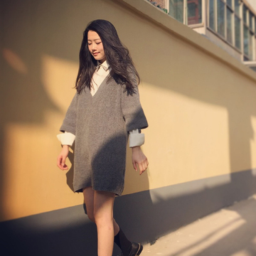 2016春秋新款 灰色深V领套头羊毛针织衫超时髦毛衣连衣裙女