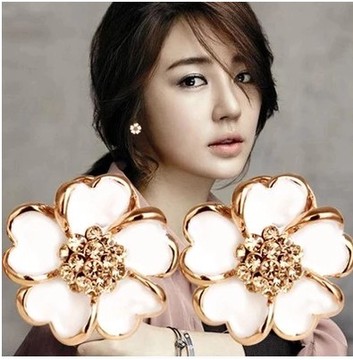 韩国2015新款时尚可爱花朵闪钻耳钉气质镶钻耳环耳扣耳饰品包邮