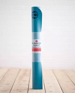 lululemon 瑜伽垫 3mm 防滑橡胶 蓝色 划伤特价超值超值的