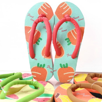 2015夏季新款水果人字拖韩版坡跟女式夹脚凉拖卡通涂鸦松糕凉拖鞋