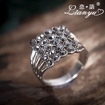韩版时尚夸张女款潮人仿泰银戒指 正方形闪耀爆款食指指环包邮