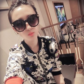 2015夏季新款女 韩版潮人必备墨镜超大牌显脸小方形铆钉太阳眼镜
