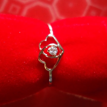 新品首推 18K金时尚玫瑰金钻石戒指 经典四爪心心相印