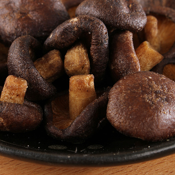 麦优美香菇脆片120g 台湾风味健康零食即食香菇干 酥脆蔬菜干