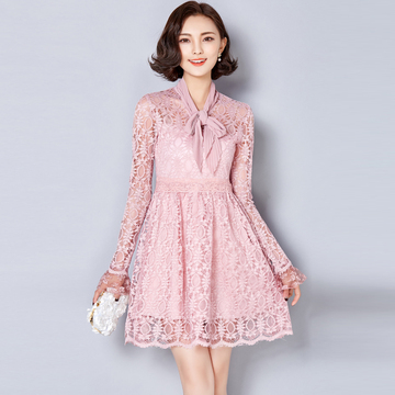 韩版时尚甜美X型长袖领口蝴蝶结喇叭袖口蕾丝公主连衣裙