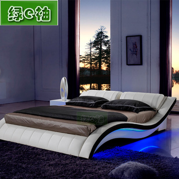 简约现代皮床 真皮床1.8米双人床 创意七彩LED灯软床 经典黑白色