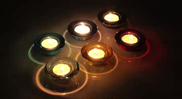 现代简约彩色透明玻璃烛台创意小蜡烛杯烛灯浪漫求婚表白道具摆件