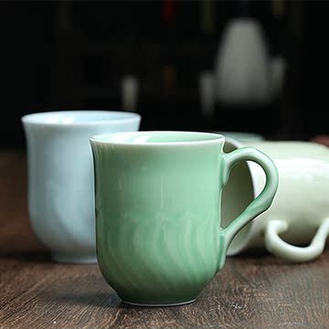 龙泉青瓷莲花带柄个人泡茶水杯日式办公杯小茶杯陶瓷单杯品茗杯