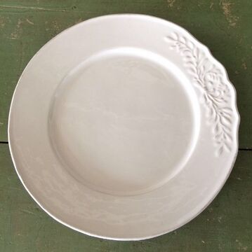 【有爱小铺】 zakka家居 白色复古色浮雕花卉餐盘子